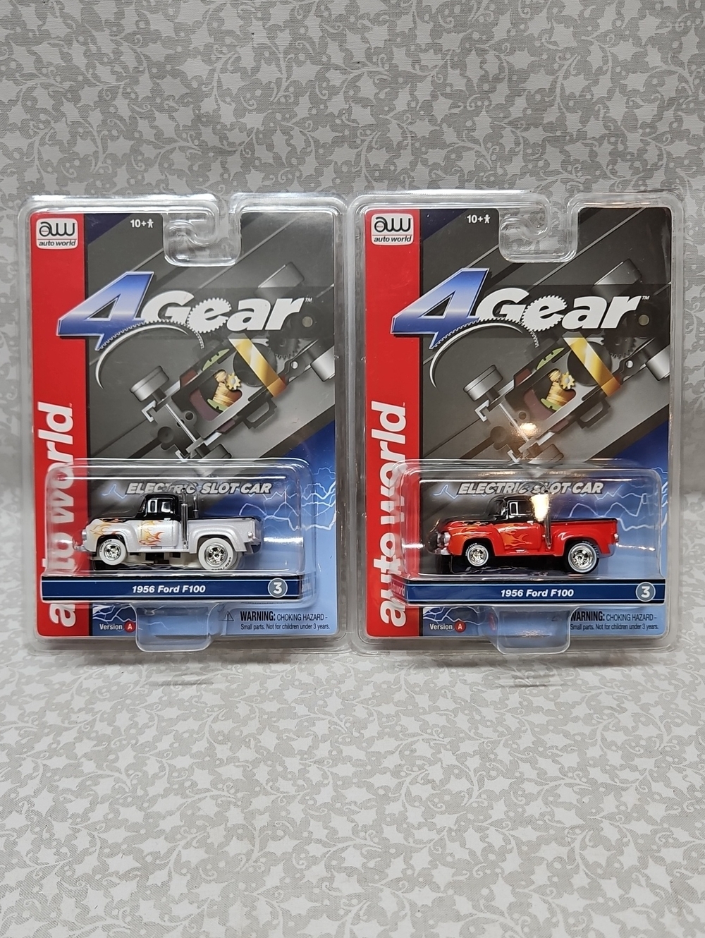 Autoworld 1956 Ford F100 4 Gear Slot Cars SC413 R1 iwheels & regular
